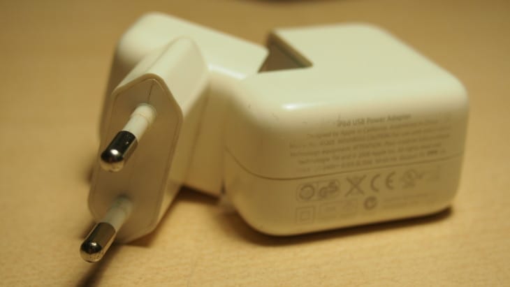 apple plug recall