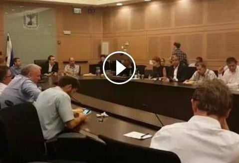 סתיו שפיר שידור חי בפייסבוק