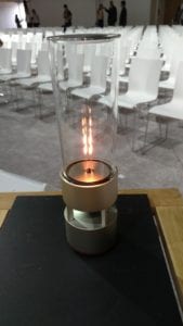 רמקול עם מנורה מתוך ההכרזה על האקספריה XZ
