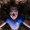 האסטרונאוט סקוט קלי בתחנת החלל הבינלאומית