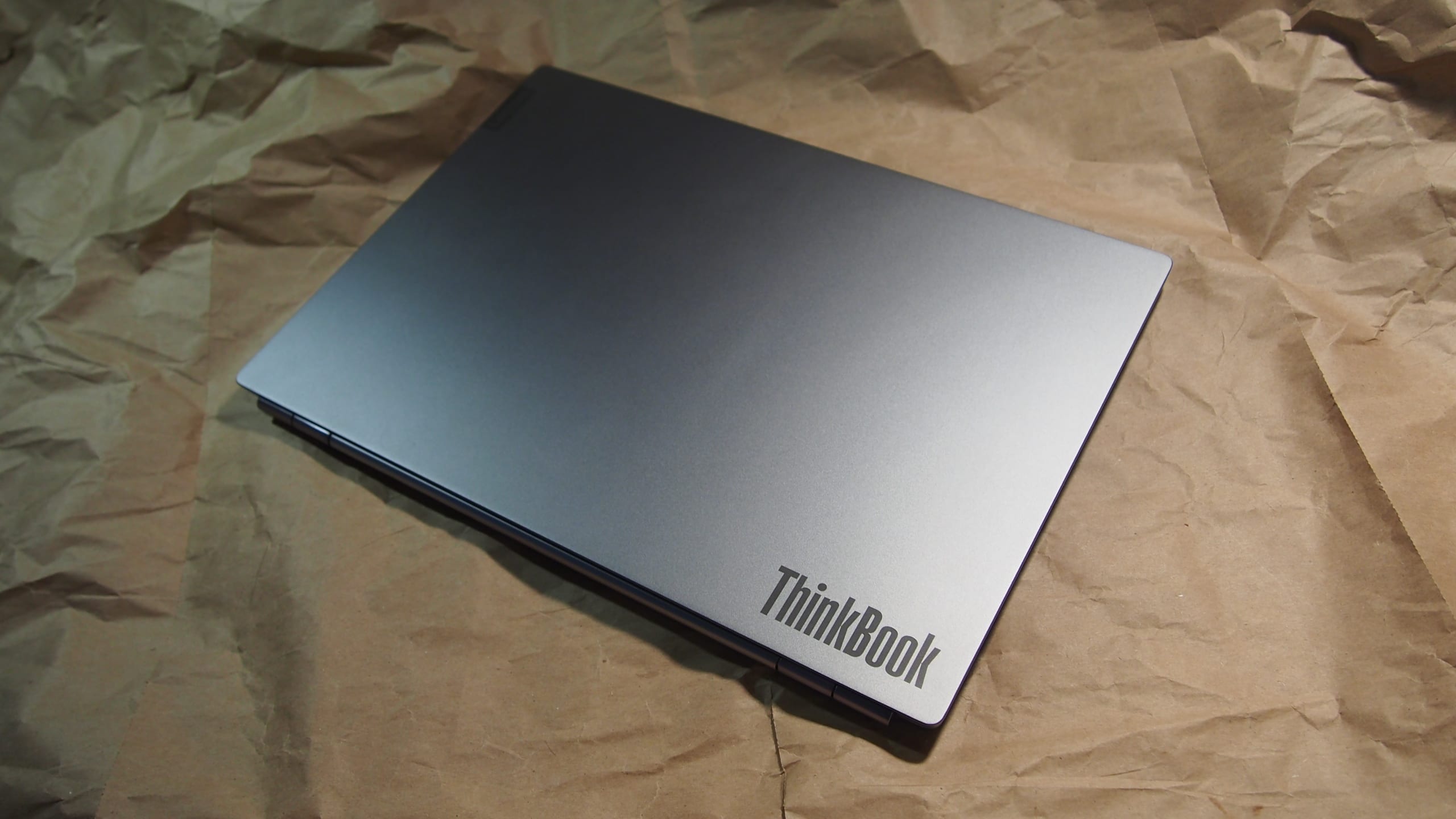 גב מחשב ThinkBook 13S-IWL