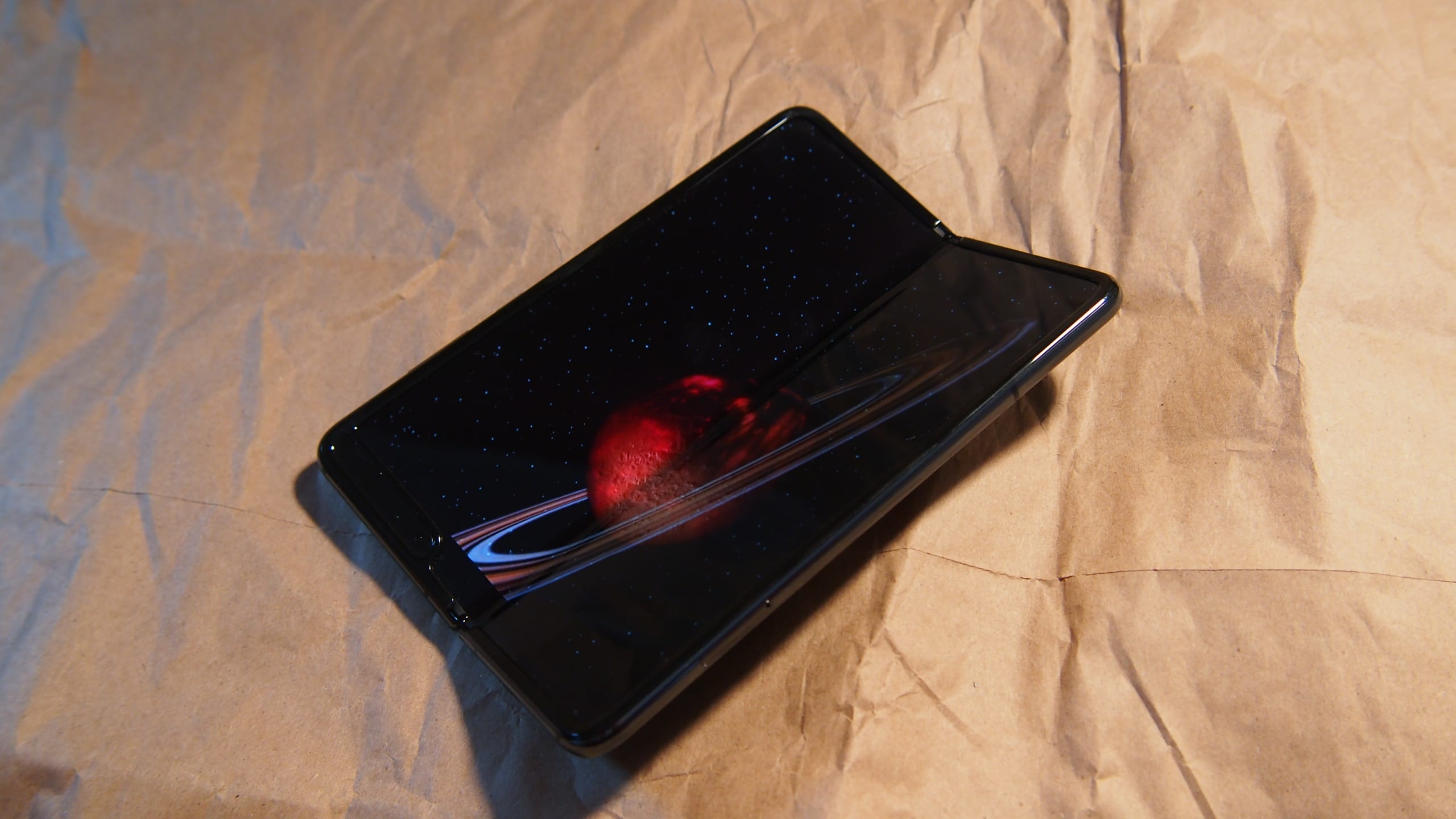 טלפון מתקפל Galaxy Fold