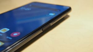 קורא טביעות אצבע בשיאומי Mi10t Pro