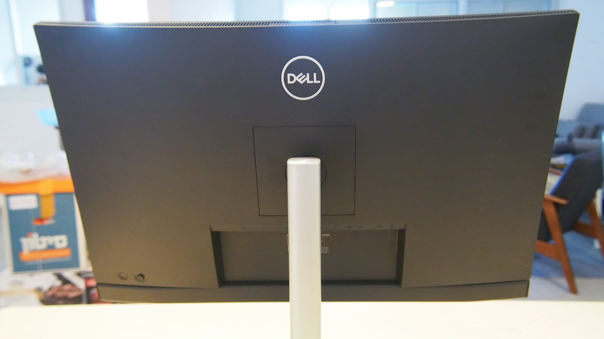 Dell C2722DE מהגב