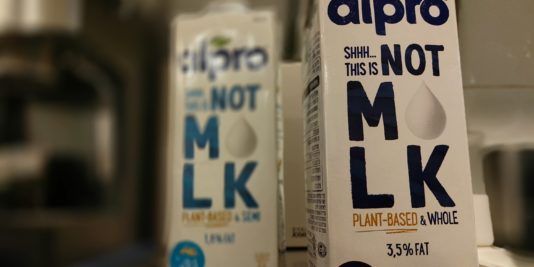 ששש...זה לא חלב, shhh...it's not milk