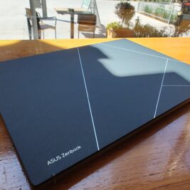 Zenbook S